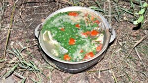 Уха с помидорами